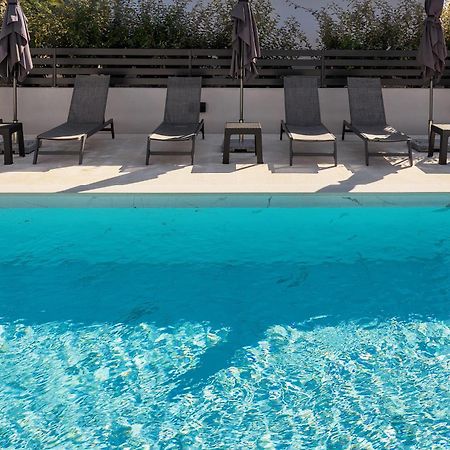 Poolside Apartments Anabella Baška Exteriör bild