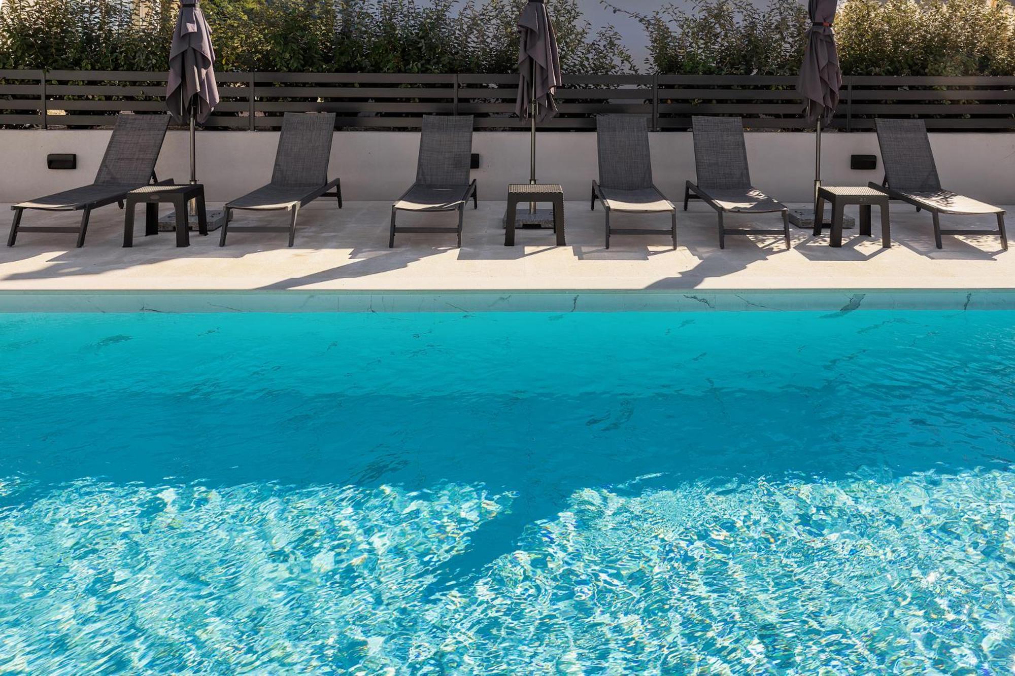 Poolside Apartments Anabella Baška Exteriör bild