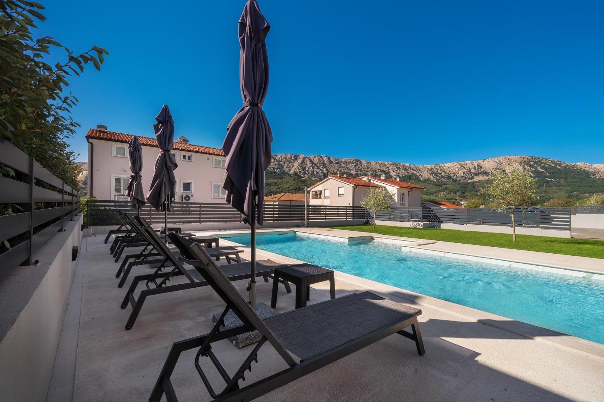 Poolside Apartments Anabella Baška Exteriör bild